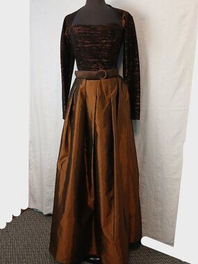 Strapless Gown w Shoulder Shrug & Taffeta Skirt
